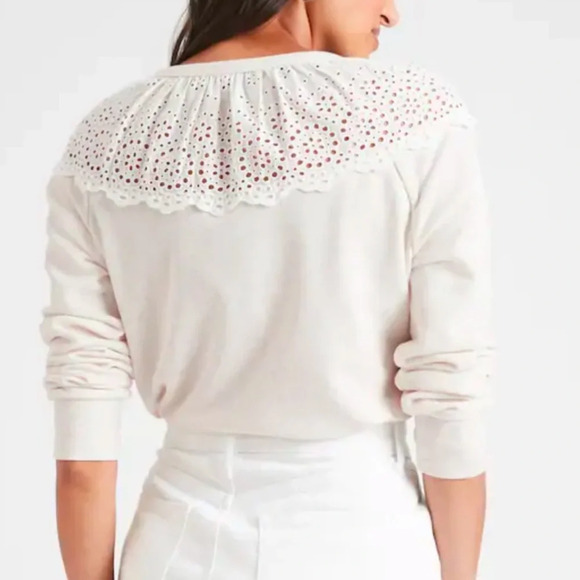 Banana Republic Sweatshirt - Picture 2 of 4